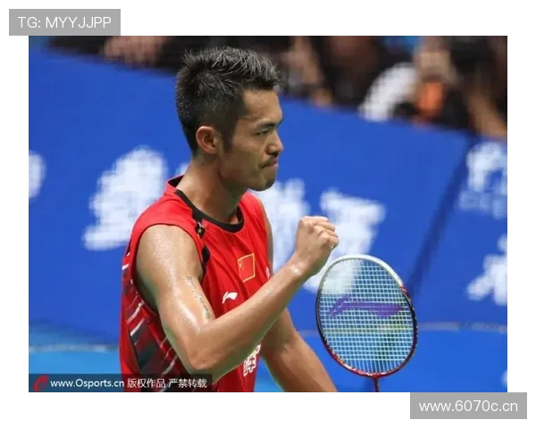 林丹上午开着豪车送孩子上学，下午又被拍到健身房一身汗，这日常谁跟得上？